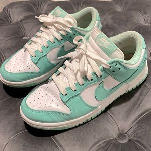 Nike Dunk Low (Limited Edition)